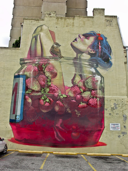 Woman-in-Jar-Mural