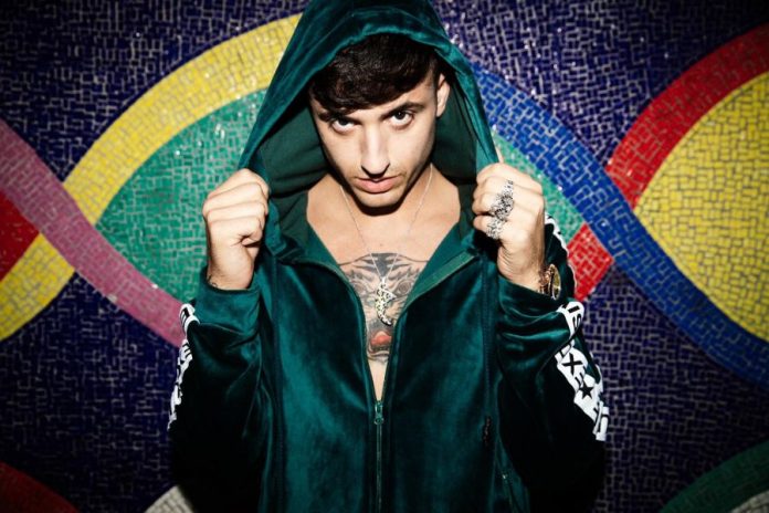 Diventato non solo dj ma anche producer, Ludwig, nome d’arte di Ludovico Franchitti, si è messo in gioco da solista con “Curioso Ep”, cinque brani dal sound fresco e travolgente.