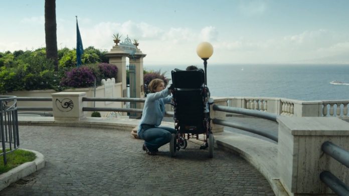 Hand in the Cap, il corto anti tabù con Violante Placido Hand in the Cap, il corto anti tabù con Violante Placido