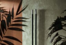 Antrax IT e Dante O. Benini: omaggio a Carlo Scarpa Scalda-accappatoio Carlo: design contemporaneo ispirato a Carlo Scarpa