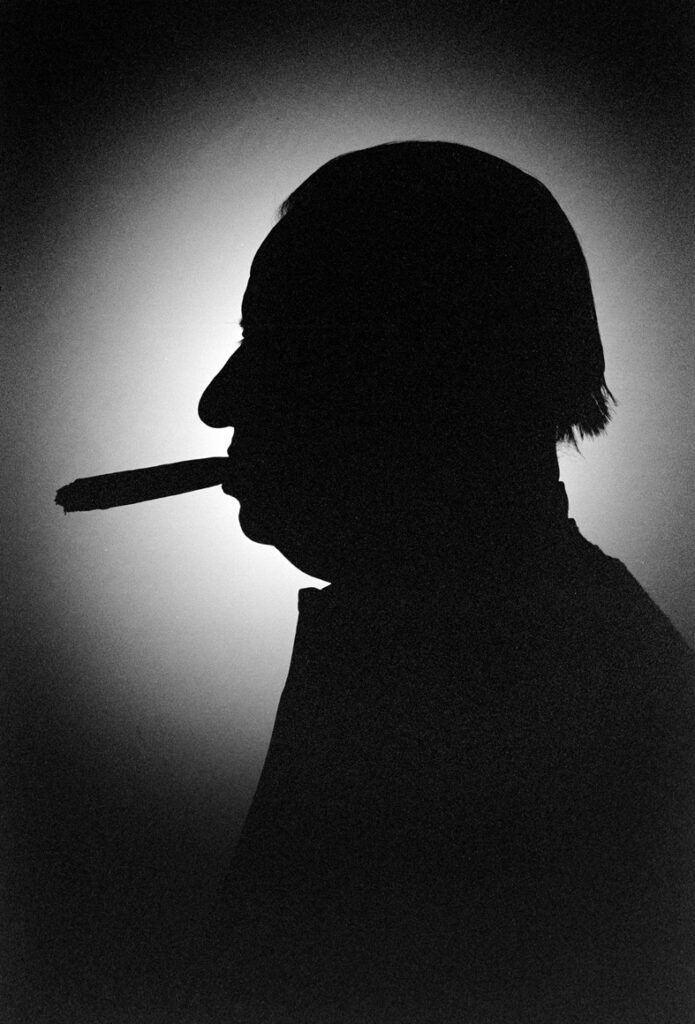 Mostra a Brescia dedicata a Tinto Brass: oltre 100 fotografie di Gianfranco Salis raccontano il regista oltre l’erotismo.
